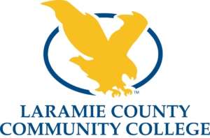 拉雷米县社区学院标志