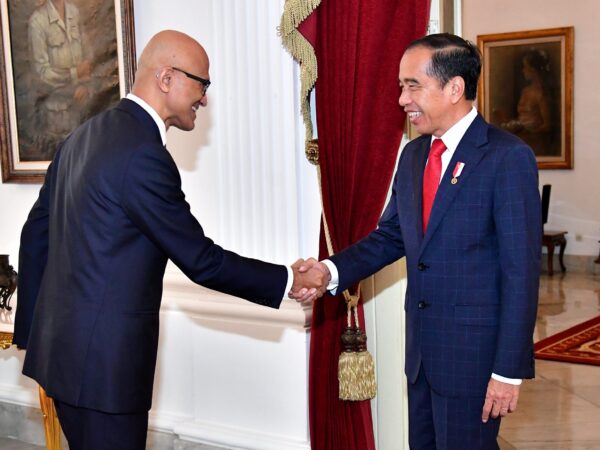 Microsoft Chairman and CEO Satya Nadella (L) meets with President of the Republic of Indonesia Joko Widodo prior to the Microsoft Build: AI Day on April 30, 2024 in Jakarta, Indonesia. Photo by Press, Media, and Information Bureau, President Secretariat.