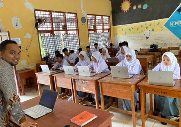 An Indonesian classroom with students and a teacher